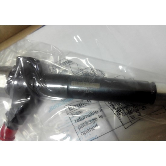 Fuel Injector 095000-7060 Genuine